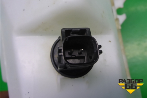 Бачок омывателя лобового стекла (30784233) для Volvo XC70 с 2007г (ХС70)