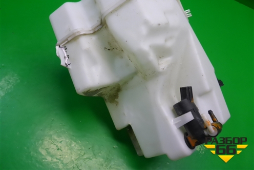 Бачок омывателя лобового стекла (30784233) для Volvo XC70 с 2007г (ХС70)