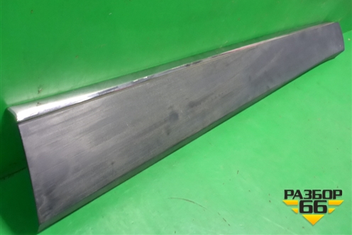 Накладка двери передней правой (801864255R) для Renault Arkana с 2019г (Аркана)