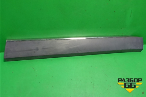 Накладка двери передней правой (801864255R) для Renault Arkana с 2019г (Аркана)