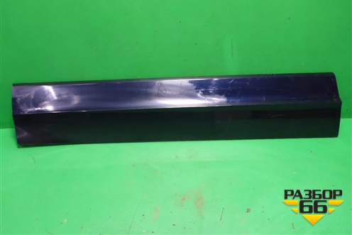 Накладка двери передней левой (760854939D) для Volkswagen Touareg с 2018г (Туарег)