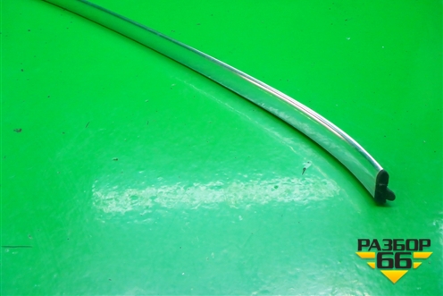 Молдинг крыши левый (над дверями) для Volkswagen Touareg c 2002-2010г (Туарег)