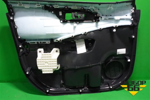 Обшивка двери передней правой под электрику (676100R260C0) для Toyota Rav-4 с 2018г (Рав 4)