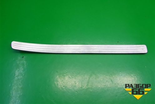 Накладка порога внутренняя переднего правого (7L0853656C) для Porsche Cayenne с 2003-2010г (Каен)