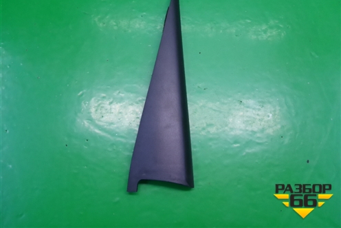 Накладка двери задней левой (уголок) (7L0839993) для Porsche Cayenne с 2003-2010г (Каен)