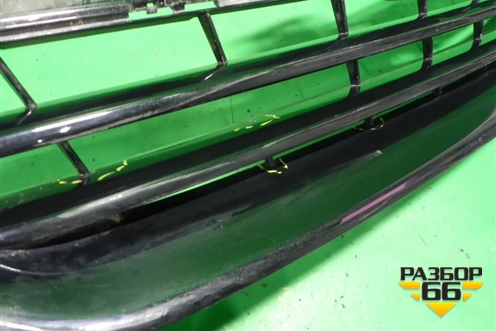 Решетка радиатора (71121TLAA000) для Honda CR-V с 2017г (ЦРВ СРВ)