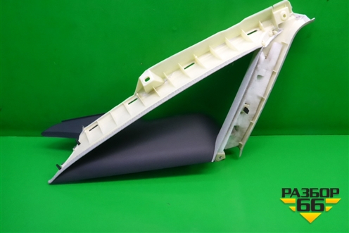 Обшивка стойки задняя верхняя правая (4F5867288) для Audi A6 (C6) с 2004-2011г (А6)