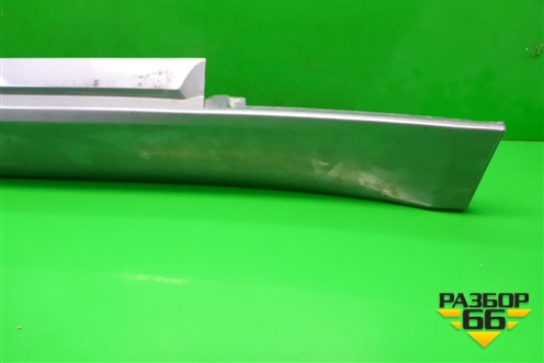 Накладка на порог наружная правая (седан) (51777178122) для BMW 5-серия Е60/Е61 с 2003-2009г