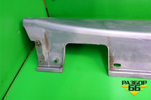 Накладка на порог наружная правая (седан) (51777178122) для BMW 5-серия Е60/Е61 с 2003-2009г