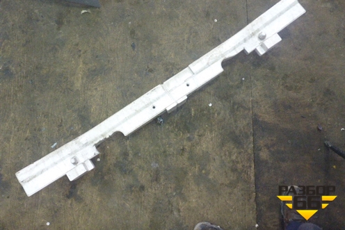 Наполнитель переднего бампера для Infiniti Infiniti M35/45 (Y50) с 2004-2009г (М35/45) (62090EJ30A)