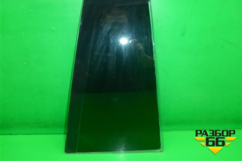 Стекло двери задней правой форточка для Ford Fusion с 2002г (Фьюжн)