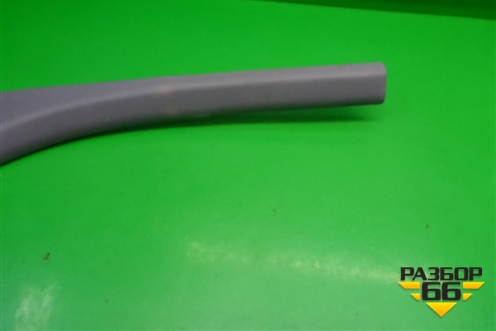 Обшивка стойки задняя верхняя левая (седан) (8585025000) для Hyundai Aсcent с 2000г (Акцент)