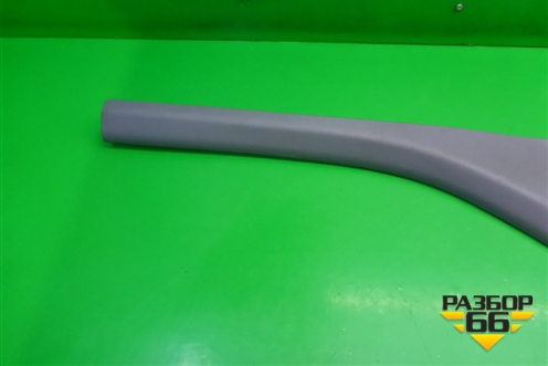 Обшивка стойки задняя верхняя правая (седан) (8586025000) для Hyundai Aсcent с 2000г (Акцент)