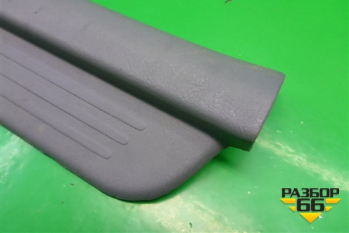 Накладка порога внутренняя переднего правого (8587225000) для Hyundai Aсcent с 2000г (Акцент)