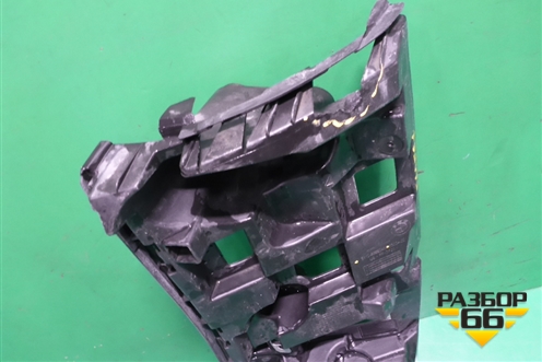 Кронштейн заднего бампера правый (задний) (51128069246) для BMW X5 G05 с 2018г (Х5 Г05)