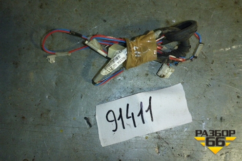 Проводка двери задней левой (8215402211) для Toyota Corolla (E12) с 2001-2007г (Королла 120)