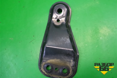 Кронштейн рычага левый (6R0199517) для Skoda Rapid с 2013г (Рапид)