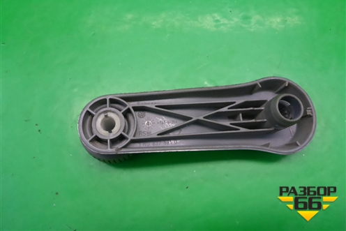 Ручка стеклоподъёмника (1H0837581D) для Skoda Octavia (А4) с 1997-2011г (Октавия)