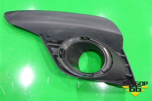 Накладка ПТФ левая (после 2018г) (261A37637R) для Renault Logan II с 2012г (Логан)