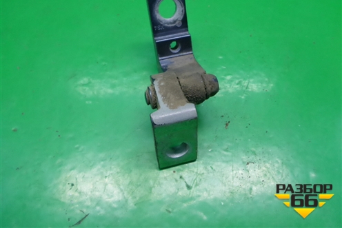 Петля двери задней правой верхняя для Skoda Octavia (А4) с 1997-2011г (Октавия)