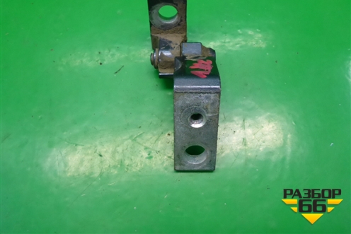 Петля двери задней правой верхняя для Skoda Octavia (А4) с 1997-2011г (Октавия)