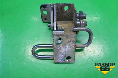 Петля двери передней правой нижняя для Skoda Octavia (А4) с 1997-2011г (Октавия)