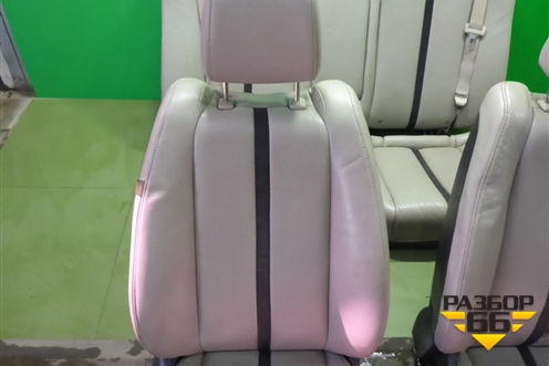 Сиденья комплект (кожа с AIR BAG и подогревом) для Mazda CX 7 с 2006-2012г (СХ7)