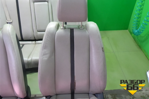 Сиденья комплект (кожа с AIR BAG и подогревом) для Mazda CX 7 с 2006-2012г (СХ7)