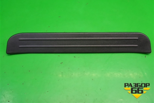 Накладка порога внутренняя заднего левого (в проём) (EG21687H0) для Mazda CX 7 с 2006-2012г (СХ7)