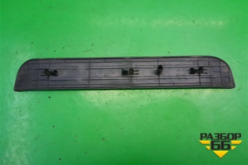 Накладка порога внутренняя заднего левого (в проём) (EG21687H0) для Mazda CX 7 с 2006-2012г (СХ7)