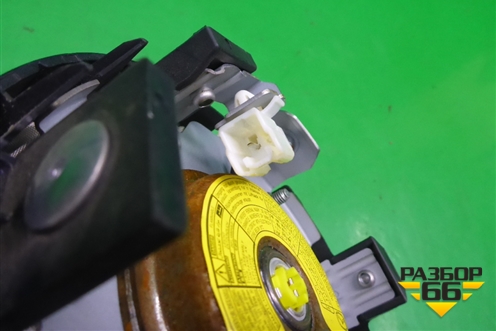 Подушка безопасности в рулевое колесо (до 2009г) (E22357K00) для Mazda CX 7 с 2006-2012г (СХ7)