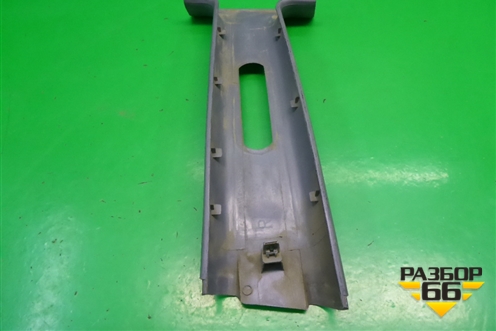 Обшивка стойки центральная верхняя правая для Hyundai Aсcent с 2000г (Акцент)