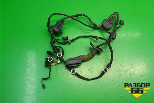 Проводка двери передней правой (8U0971030H) для Audi Q3 с 2011-2018г (Ку 3)