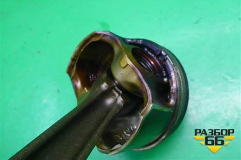 Поршень с шатуном (2.0л CCZ) для Audi Q3 с 2011-2018г (Ку 3)