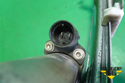 Стеклоподъёмник электрический передний правый для Renault Sandero с 2009-2014г (Сандеро)