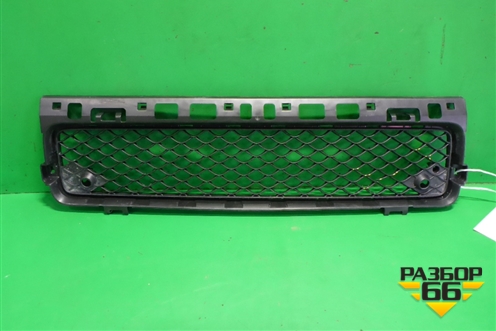 Решетка в передний бампер центральная (AMG после 2018г под парктроник) (A4638857701) для Mercedes Benz G-Klass W463 с1989г (Гелендваген)