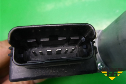 Моторчик стеклоподъёмника передний правый (82460A2010) для Kia Ceed с 2012-2018г (Сид 2)