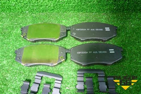 Колодки тормозные передние (комплект новые) (581013SA26) для Hyundai Sonata-6 с 2010-2014г (Соната)