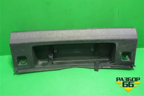 Обшивка багажника на заднюю панель (1K5863485) для Volkswagen Jetta с 2005-2011г (Джетта)