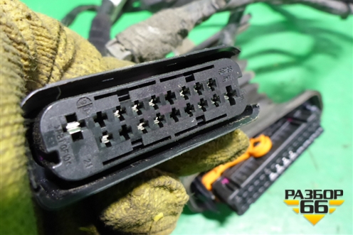 Проводка двери задней правой для Volkswagen Jetta с 2005-2011г (Джетта)