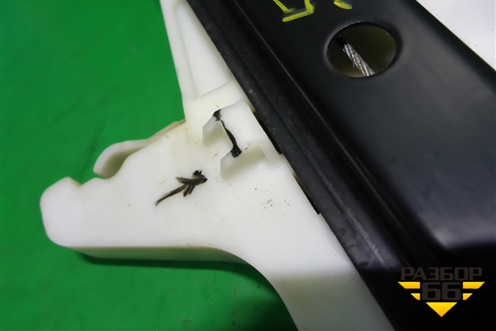 Стеклоподъёмник электрический задний левый (1K5839401G) для Volkswagen Jetta с 2005-2011г (Джетта)