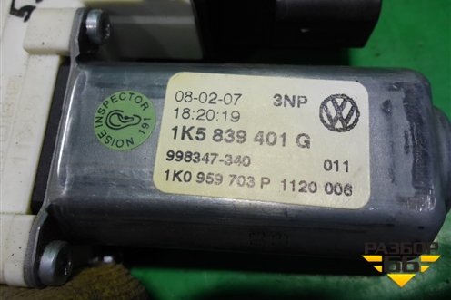 Стеклоподъёмник электрический задний левый (1K5839401G) для Volkswagen Jetta с 2005-2011г (Джетта)