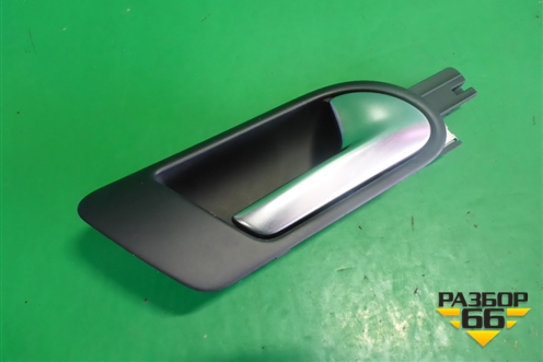 Ручка внутренняя двери передней правой (1K5837114) для Volkswagen Jetta с 2005-2011г (Джетта)