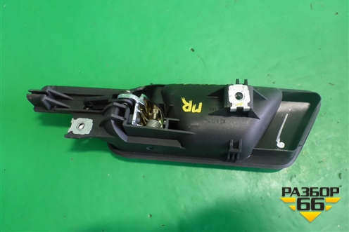 Ручка внутренняя двери передней правой (1K5837114) для Volkswagen Jetta с 2005-2011г (Джетта)