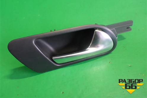 Ручка внутренняя двери передней правой (1K5837114) для Volkswagen Jetta с 2005-2011г (Джетта)