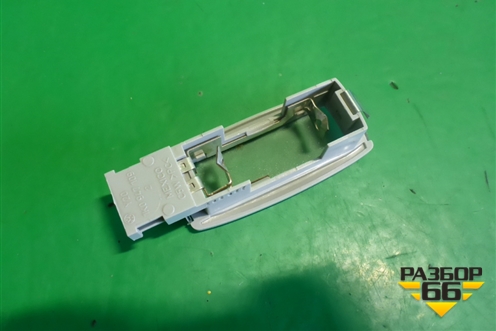 Плафон салонный (под козырёк) (1K0947109) для Volkswagen Jetta с 2005-2011г (Джетта)