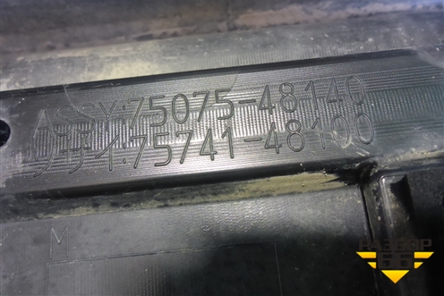 Накладка двери задней правой (7507548140) для Lexus RX 350 c 2015г (РХ)