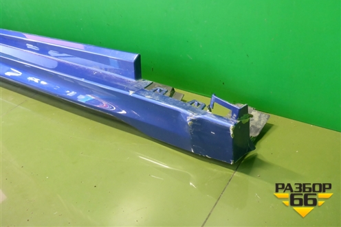 Накладка на порог наружная правая (51778069996) для BMW X6 G06 с 2019г (Х6 Г06)