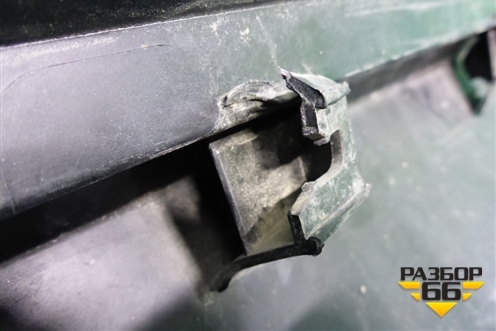 Накладка на порог наружная левая (877512P000) для Kia Sorento II с 2009-2021г (Соренто 2)