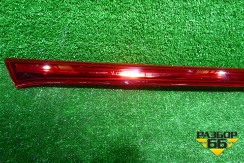 Отражатель в дверь багажника (X-LINE не для Led фонарей) (87310H0200) для Kia Rio с 2017г (Рио 4)